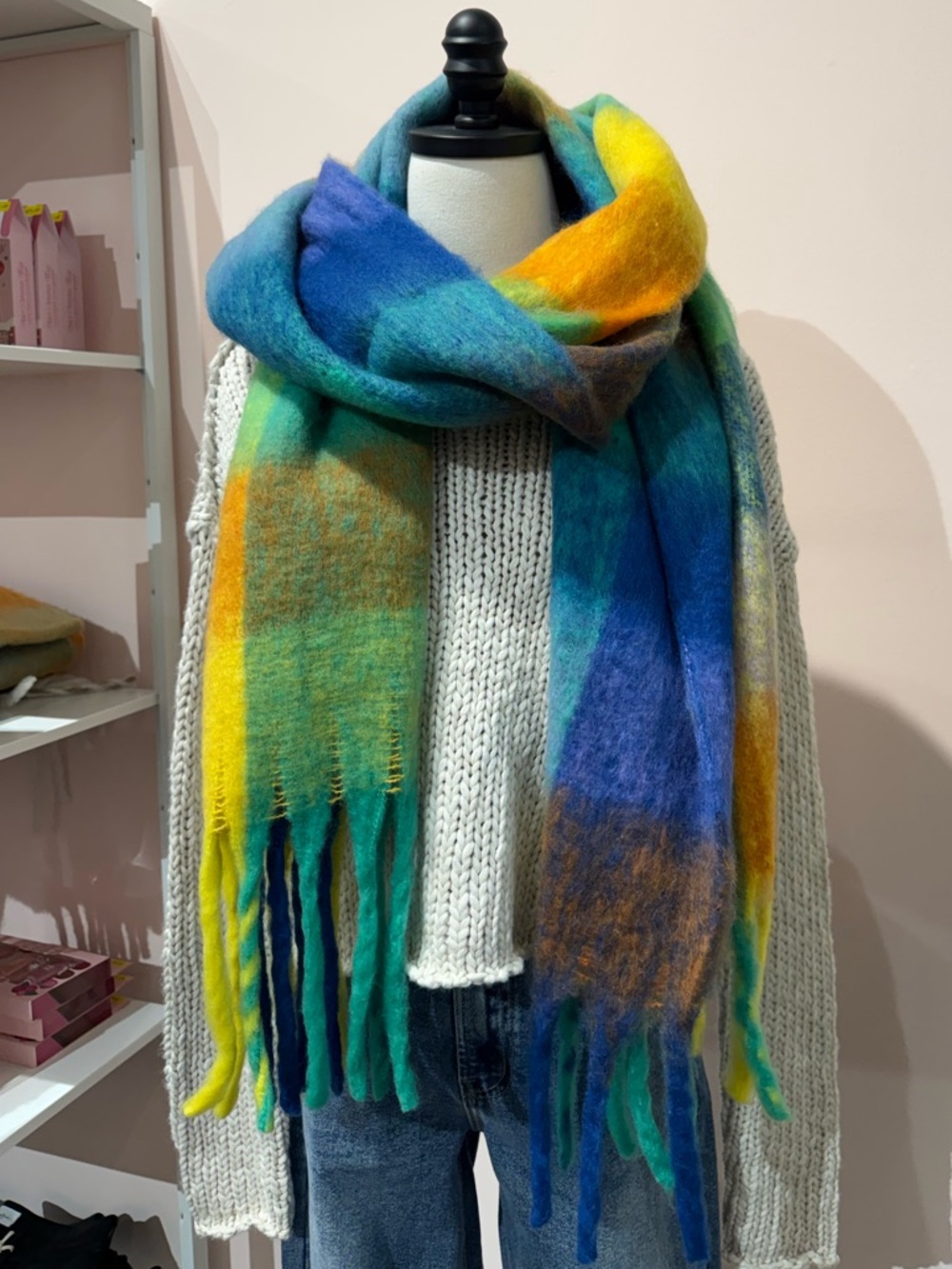 NWT Park and Buzz Layer Up Cozy Plaid Blanket Scarf